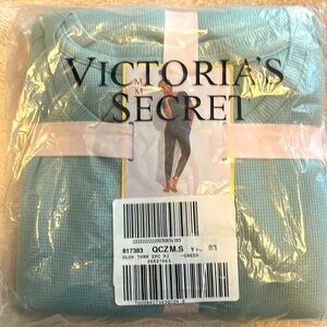 Victoria's Secret glow waffle tee jogger set. M